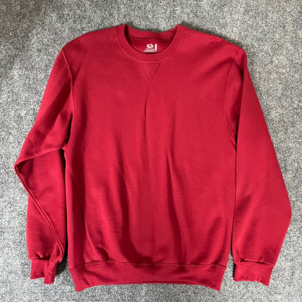 Fruit of the Loom Mens Crewneck Sweatshirt Red Fleece Pullover Medium